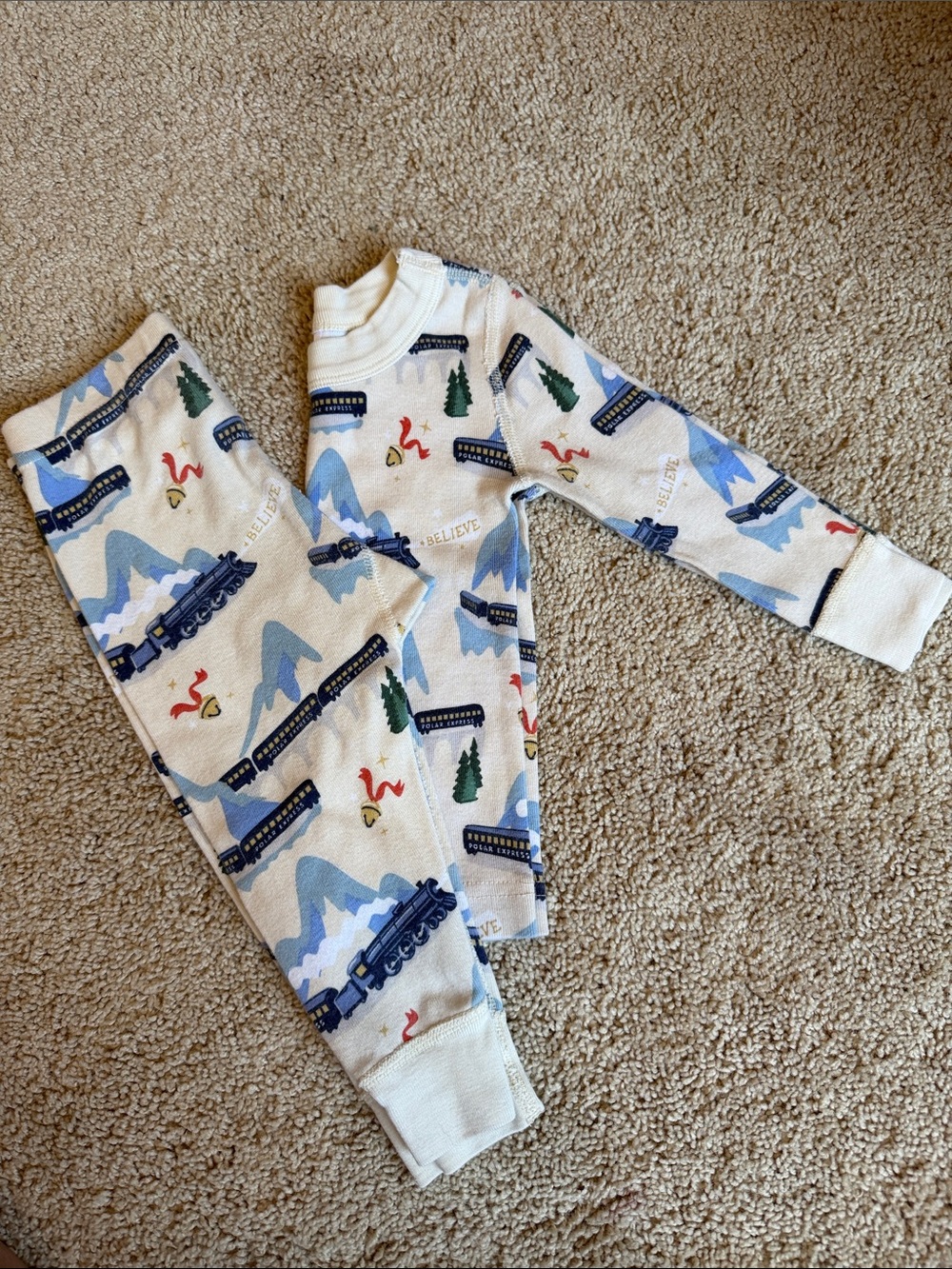 Hanna Anderson The Polar Express Long Sleeve & Pant Pajama Set